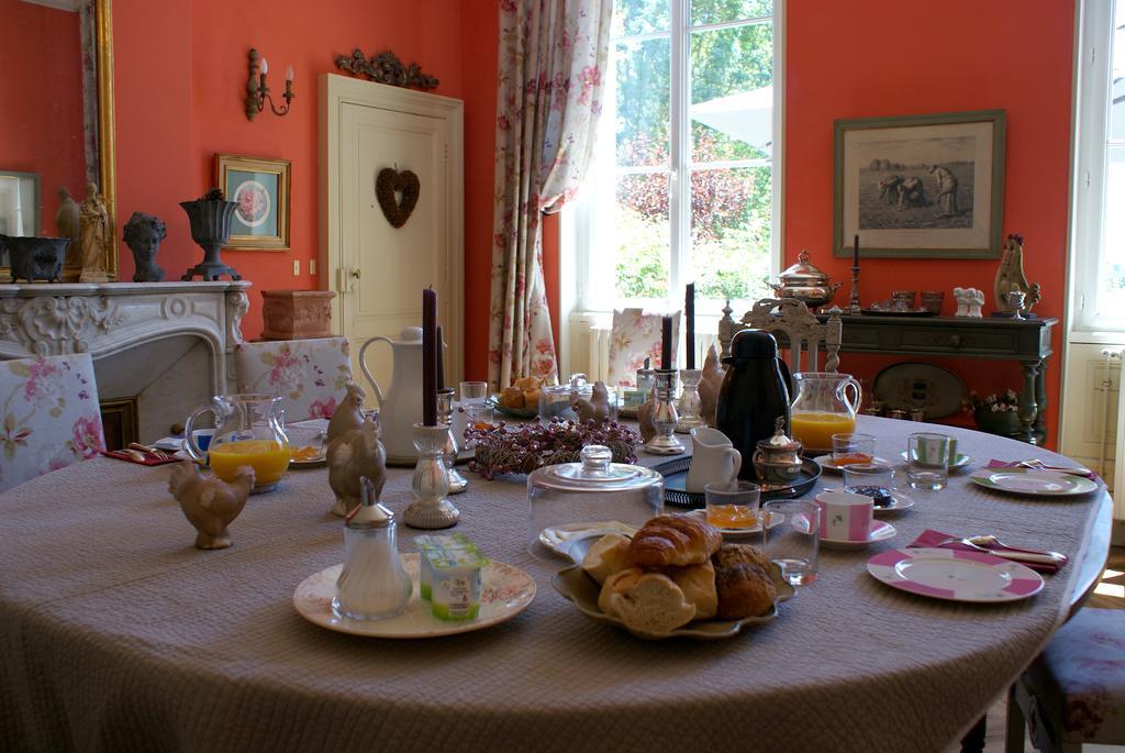 Chateau De Grenier Bed and Breakfast Saint-Léger Buitenkant foto