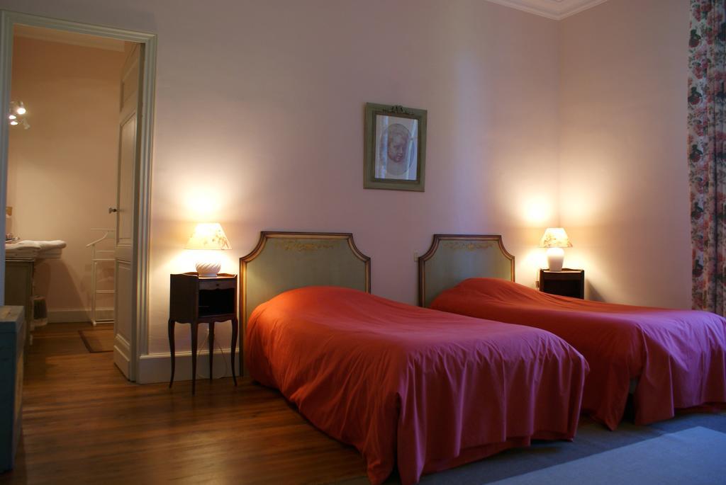 Chateau De Grenier Bed and Breakfast Saint-Léger Kamer foto