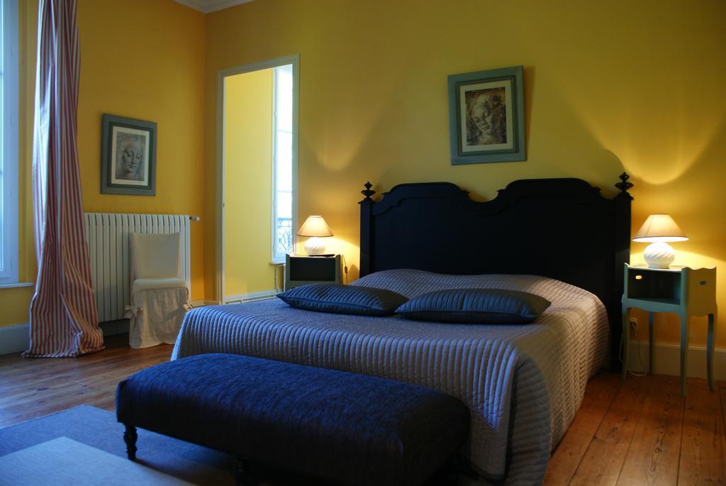 Chateau De Grenier Bed and Breakfast Saint-Léger Kamer foto